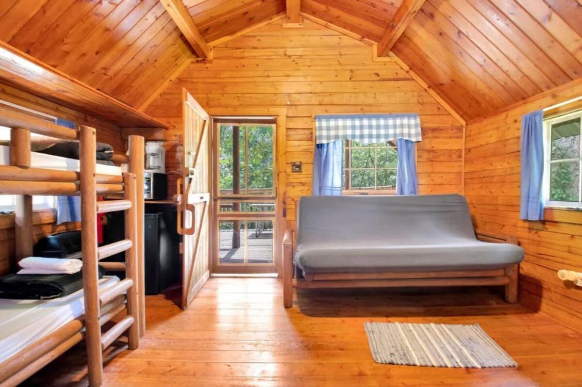 Secluded Rustic Cabin With Views Μπλούμινγκτον Εξωτερικό φωτογραφία